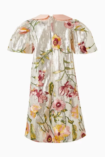 فستان طويل مطرز بالترتر ونقشة زهور