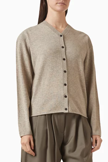 V-neck Cardigan in Merino-wool