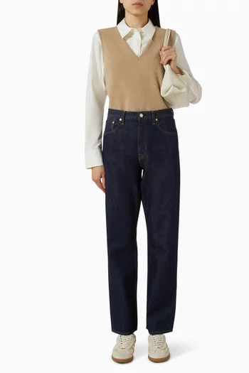 فيست صوف بفتحة رقبة على شكل حرف V‏