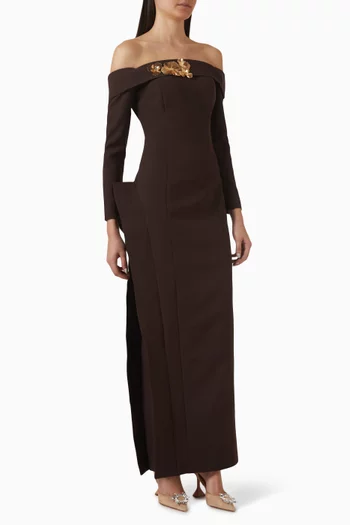 فستان طويل مطرز بنقشة زهور