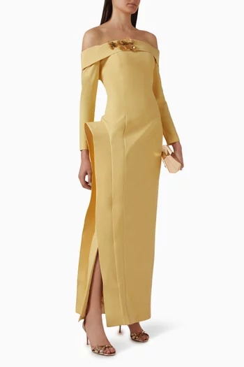 فستان طويل مطرز بنقشة زهور