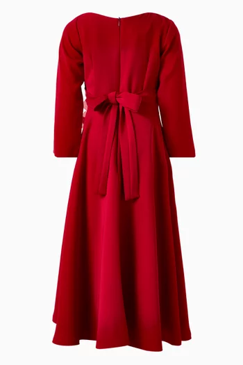 فستان طويل بزهور بارزة