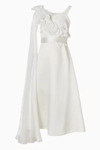 فستان بأكمام كاب وزهور بارزة 