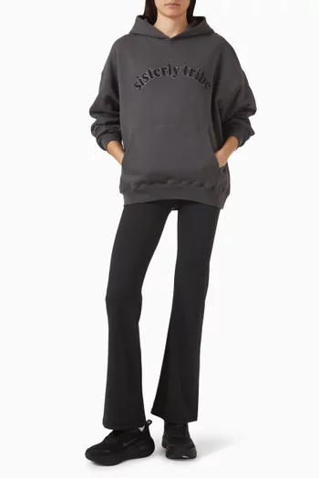 كنزة بغطاء رأس مطرزة بشعار الماركة قطن