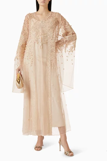 عباية بحواف دانتيل وتطريزات