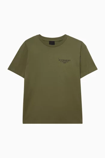 تي شيرت بطبعة شعار الماركة قطن