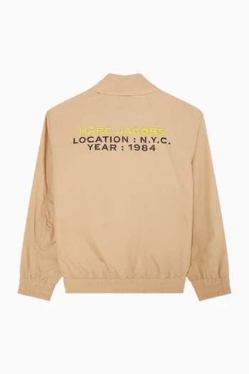 جاكيت بأزرار ورقعة شعار الماركة