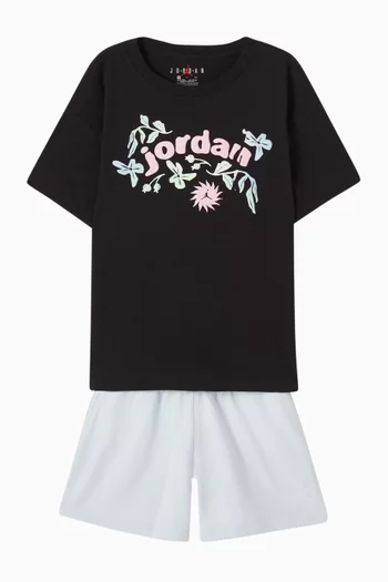 تي شيرت بطبعة شعار الماركة