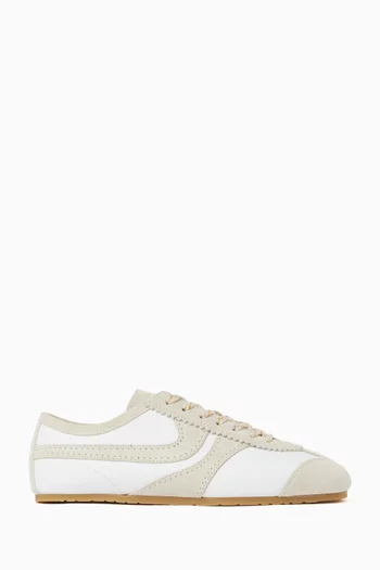 سنيكرز بتصميم رفيع جلد