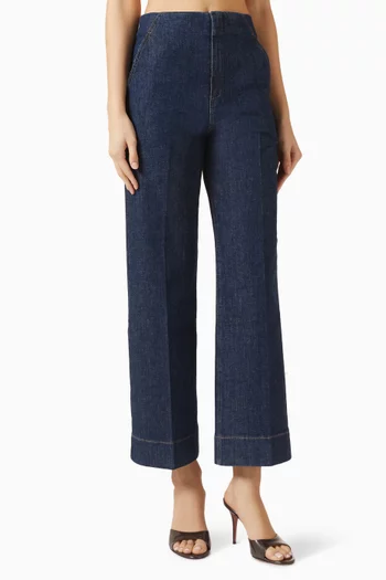 بنطال جينز دينم بقصة ساق واسعة وقصيرة