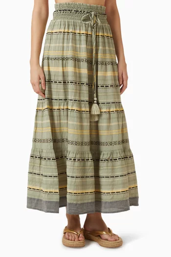 تنورة زكار متعددة الطبقات