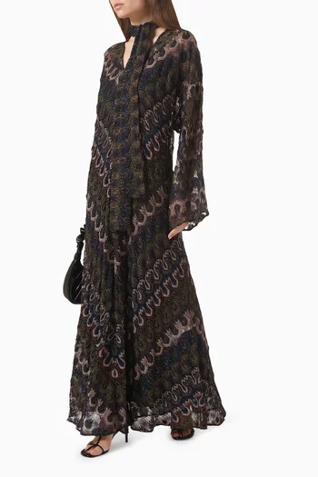 فستان طويل برباط