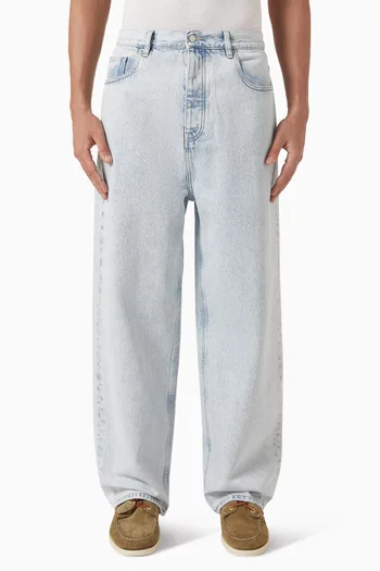 بنطال جينز بقصة فضفاضة دينم