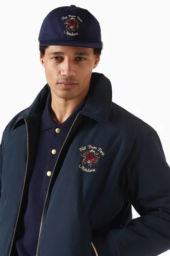 كاب مزين بوردة وشعار الماركة قطن