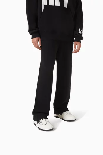 سنيكرز اوت اوف اوفيس جلد