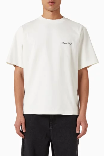 تي شيرت بطبعة قفاز قطن