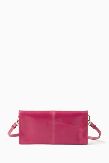 محفظة بحمالة جلد