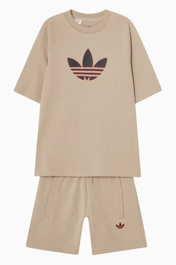 طقم متناسق واسع بشعار الماركة قطن