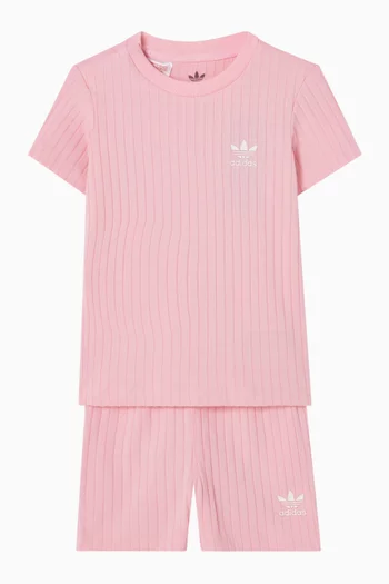 طقم متناسق من نسيج مضلع بشعار الماركة