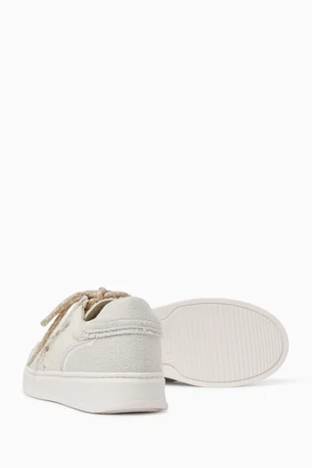 سنيكرز بأربطة قنب 