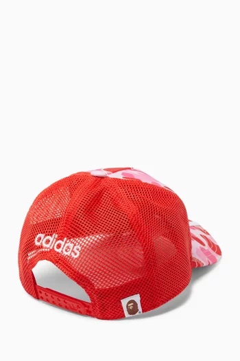 كاب تراكر أديداس × ايه باثنج ايب