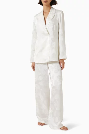 طقم بيجاما بيانكا بنمط توكسيدو حرير