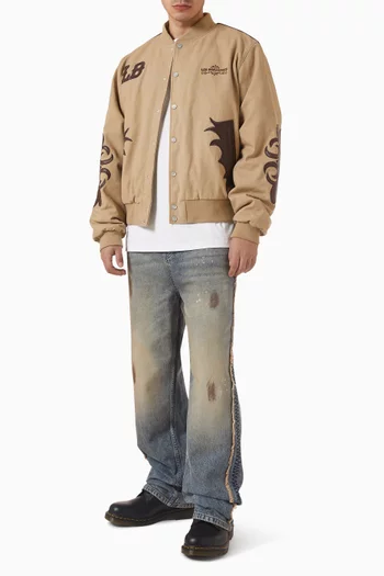 002 Distressed Jeans in Denim