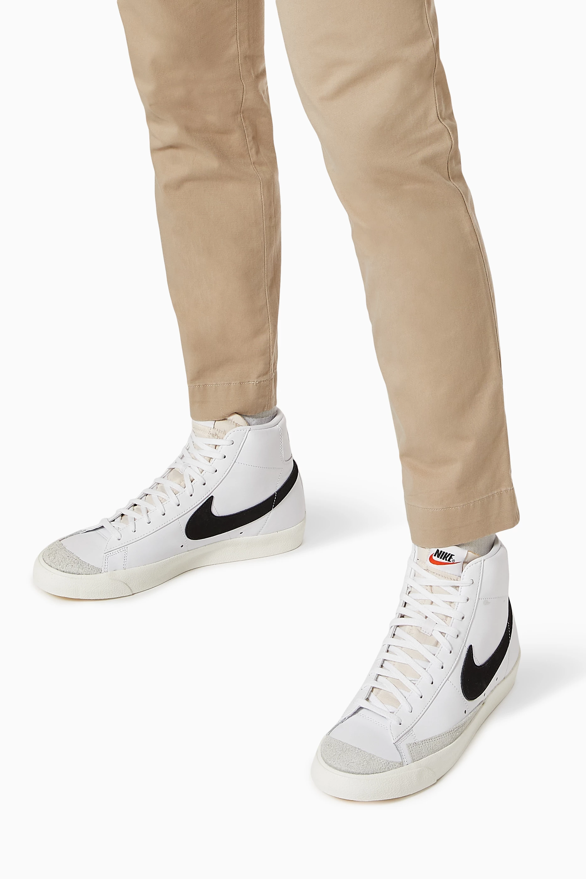 Nike blazer homme blanc hotsell