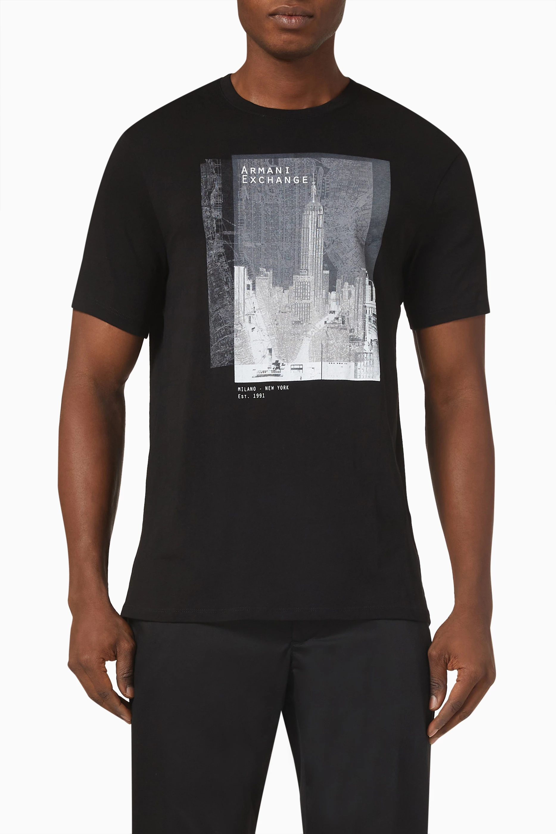 Shop Armani Exchange Black Logo Short Sleeve T-shirt in Cotton for MEN |  Ounass Bahrain