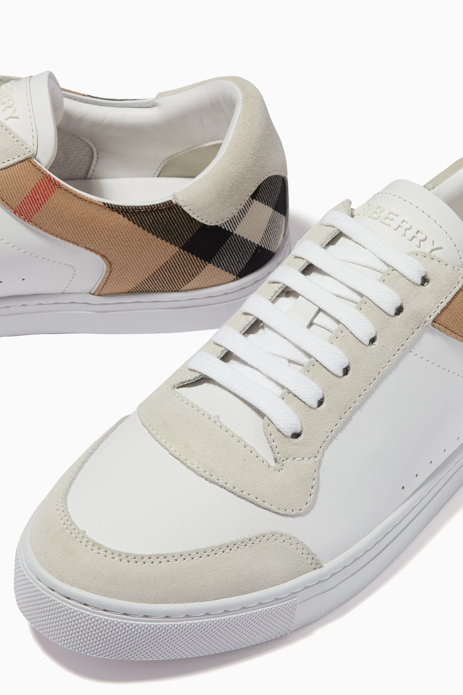Burberry shoes wholesale outlet