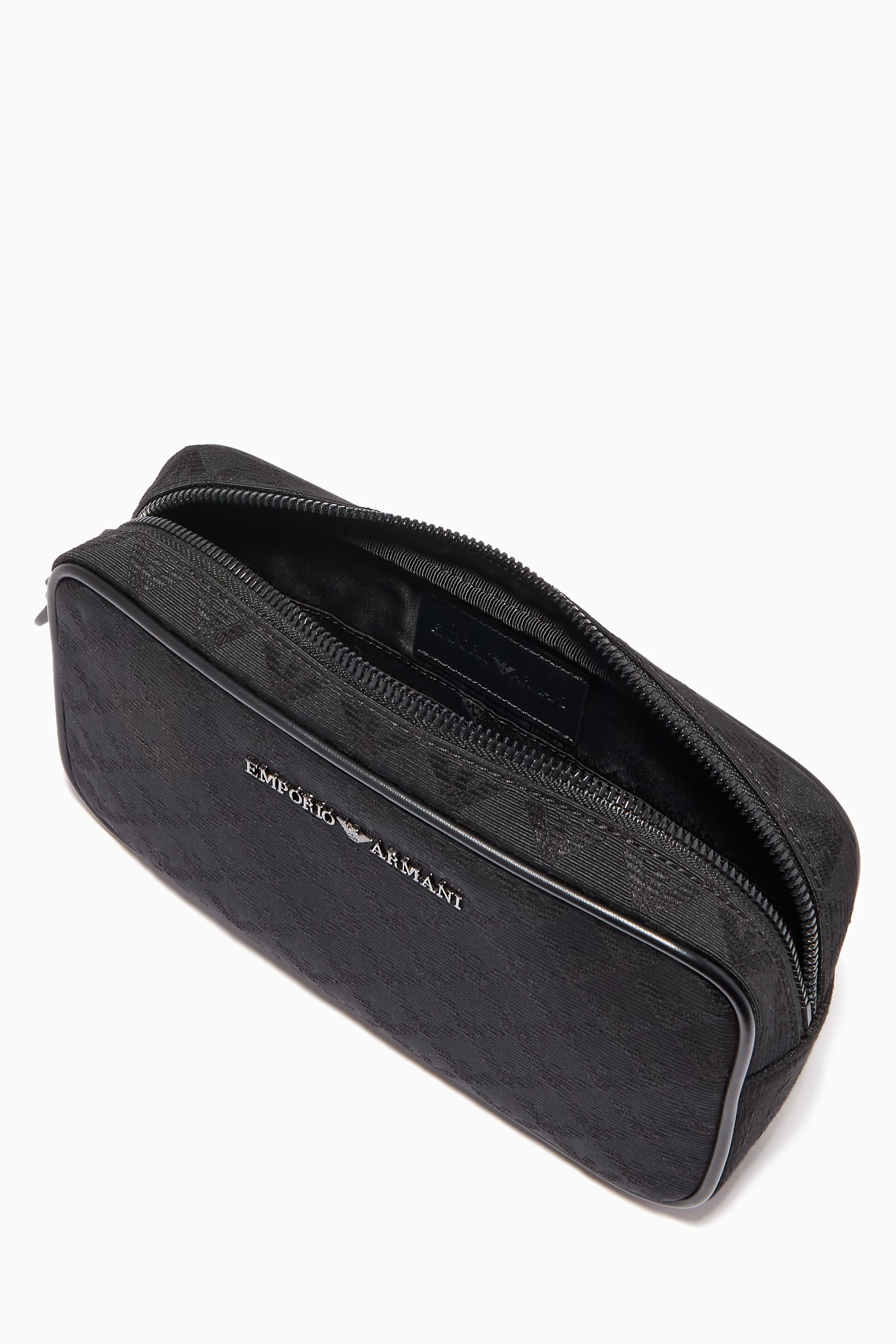 Armani wash bag new arrivals