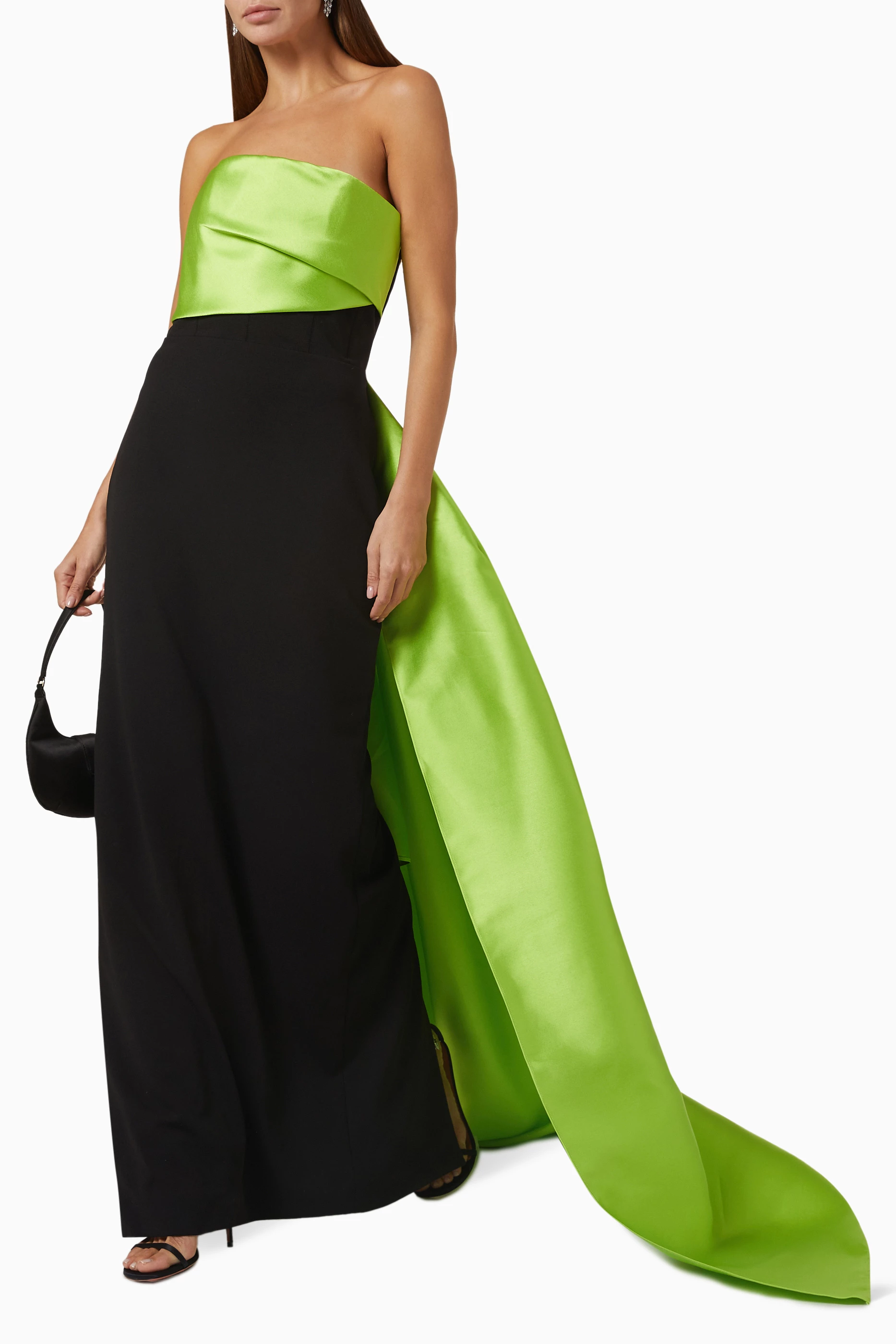 Buy Solace London Green Kinsley Maxi Dress in Twill For Women Online |  Ounass Bahrain