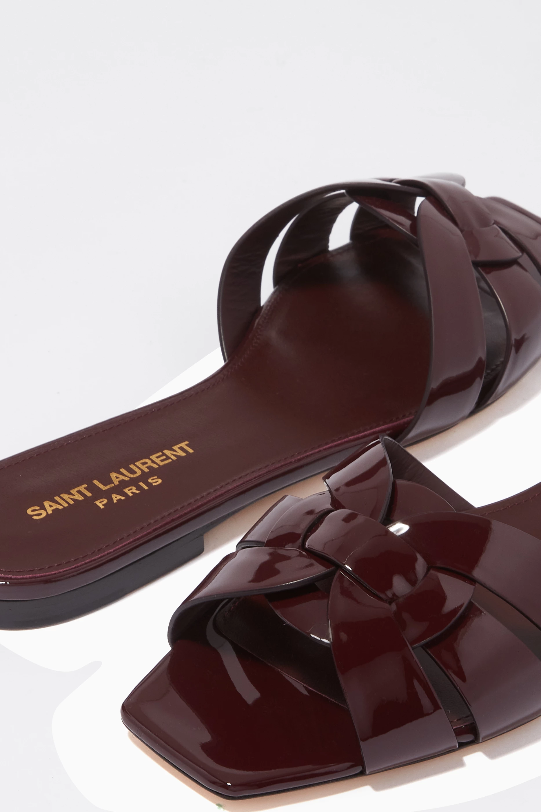 Maroon sandals flat discount