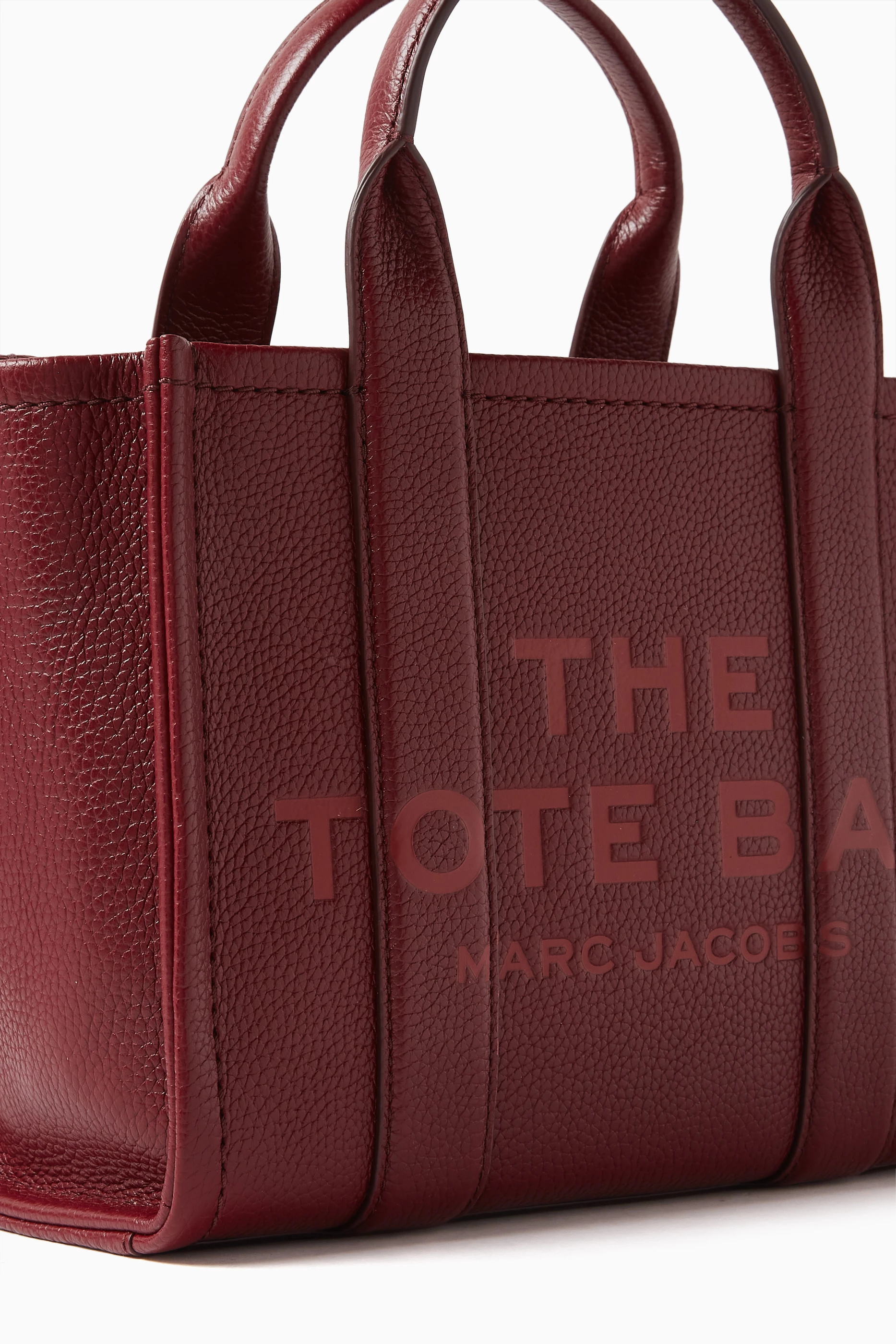 Maroon tote bag shop