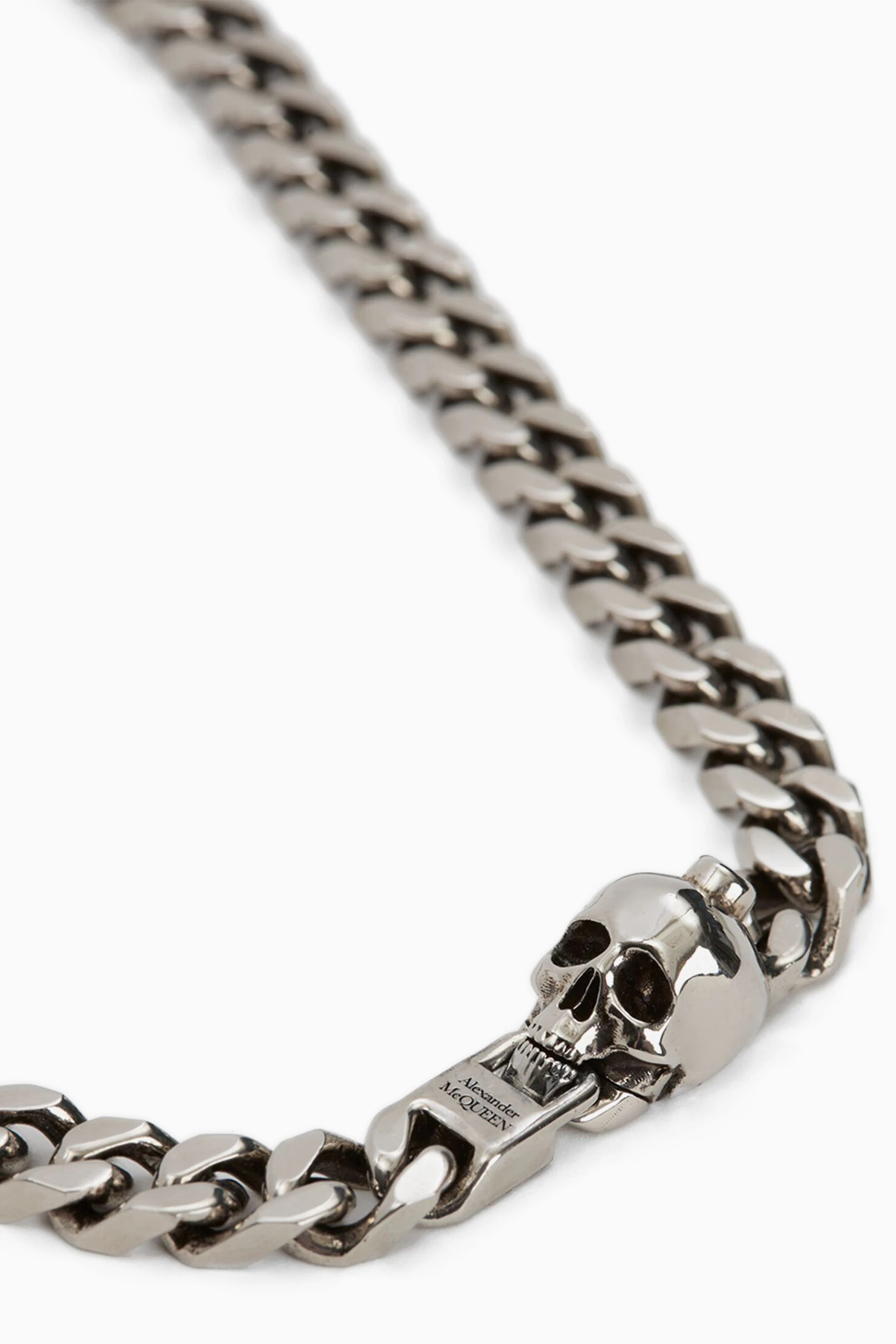 Alexander mcqueen skull necklace deals