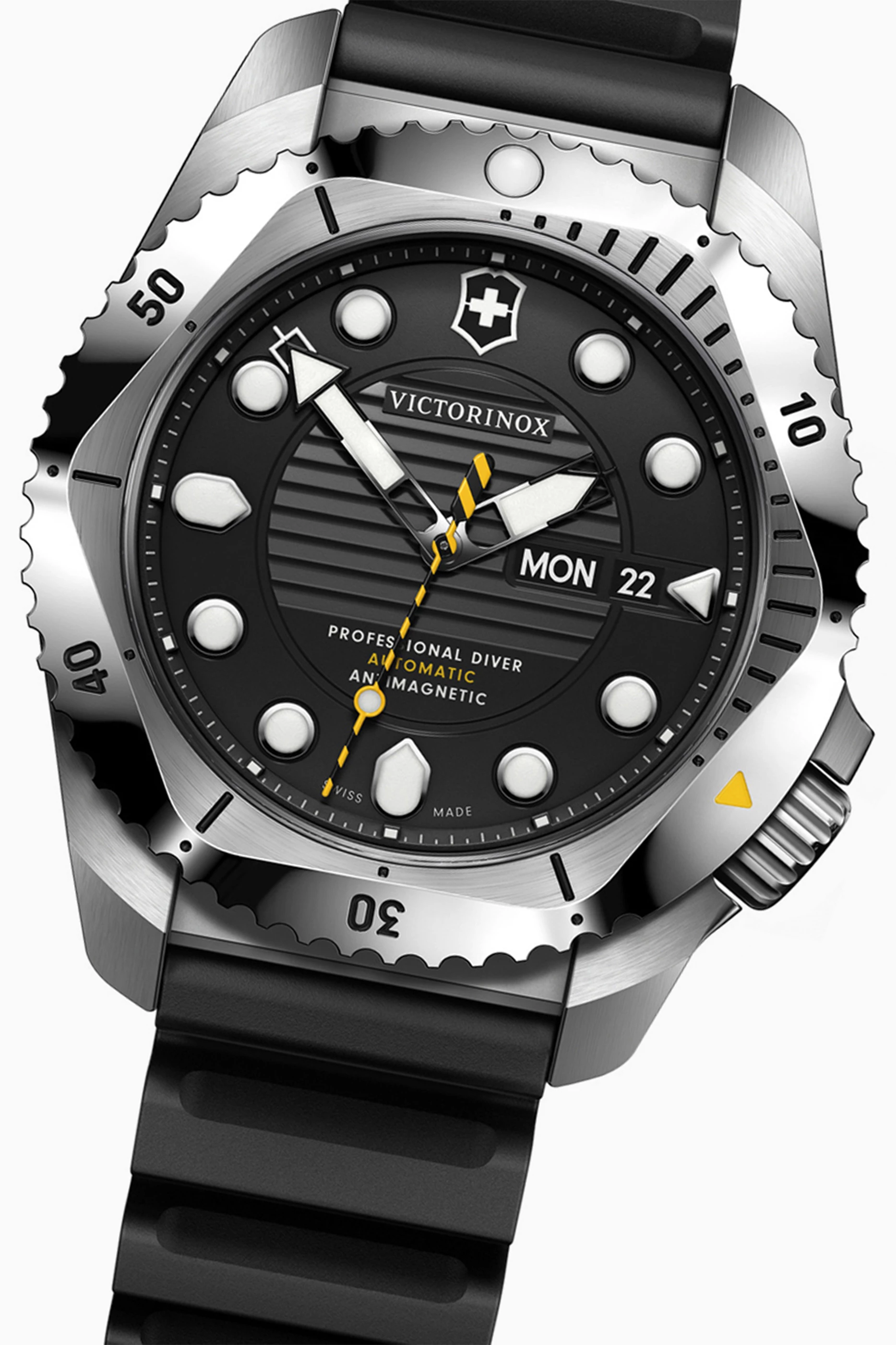 Buy Victorinox Black Dive Pro Automatic Watch 43mm For Men Online Ounass Bahrain