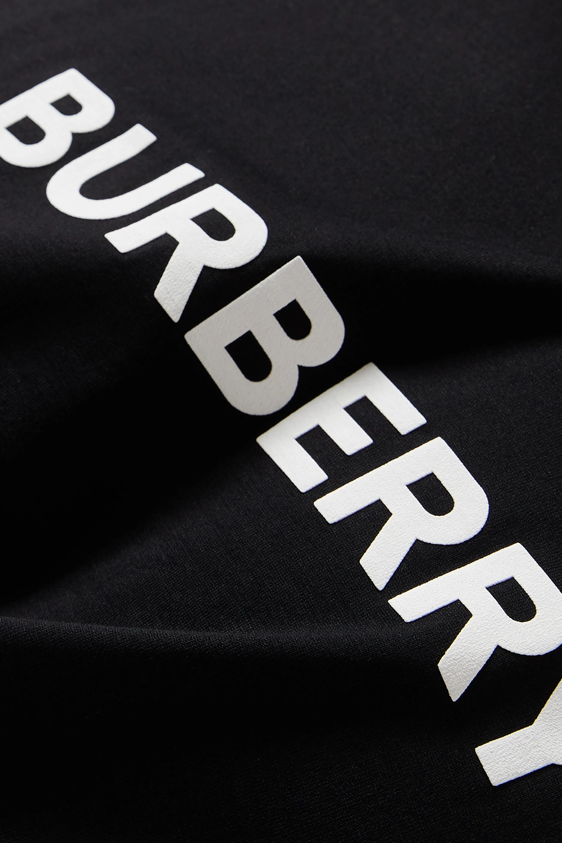 Buy Burberry Black Logo Print T shirt in Cotton For Men Online Ounass Bahrain