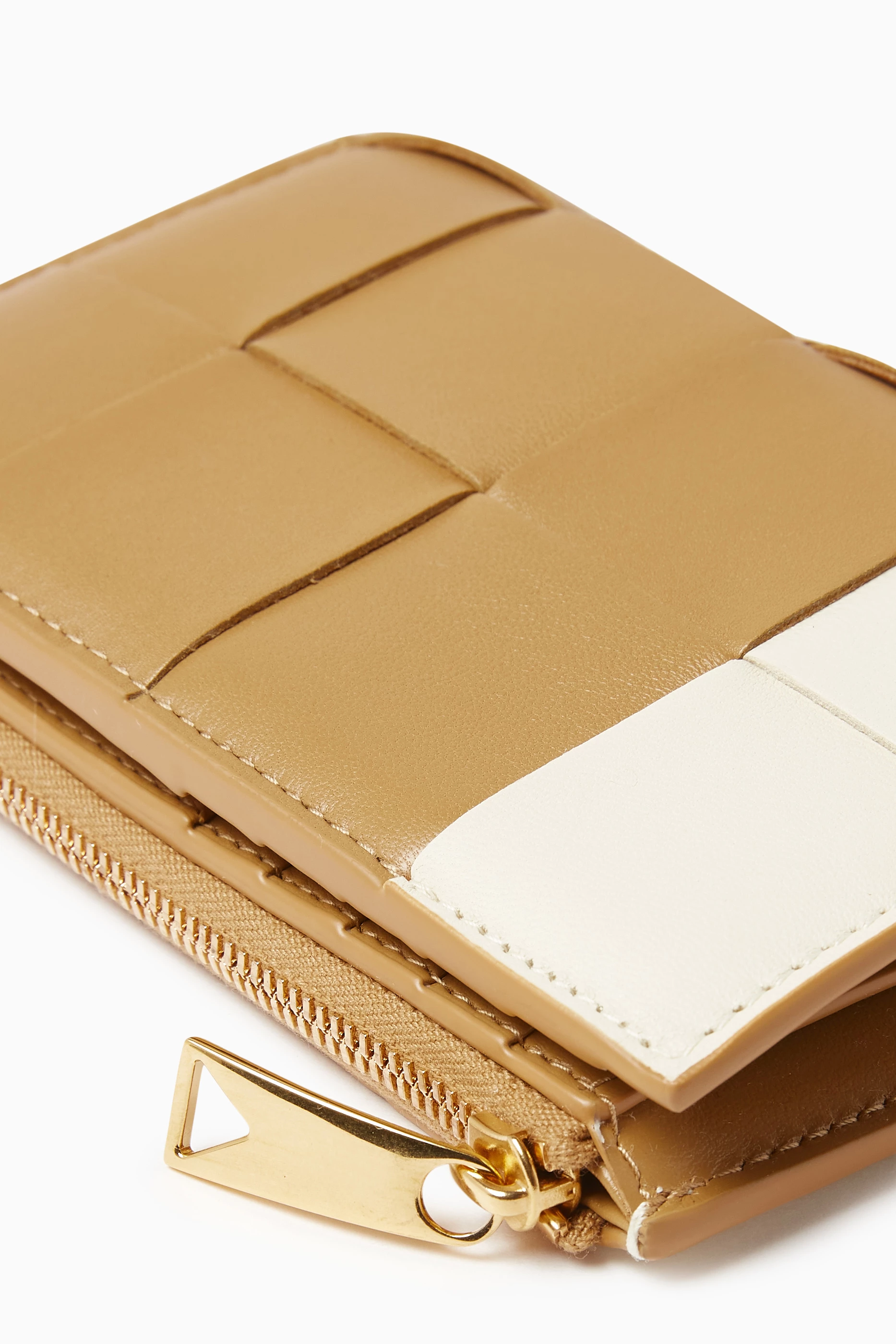 Bottega veneta intrecciato wallet hotsell