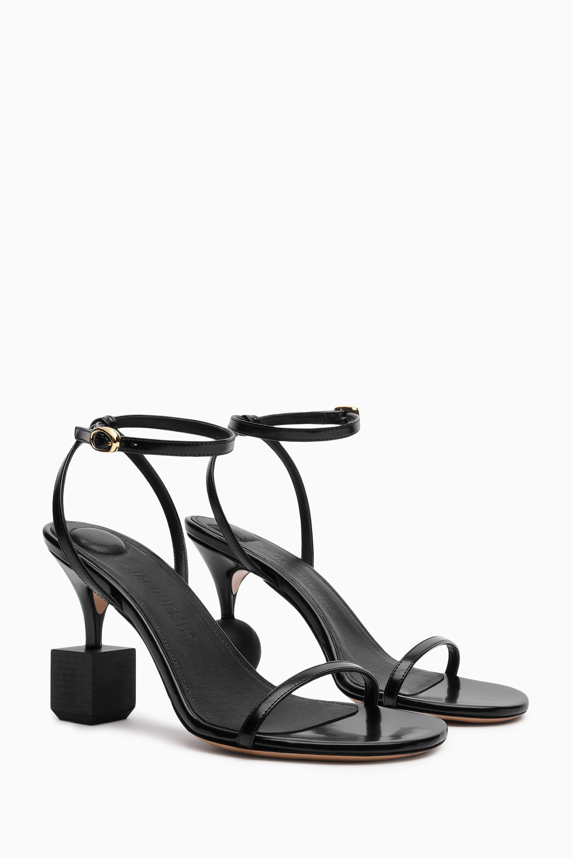 Jacquemus noli sandals top
