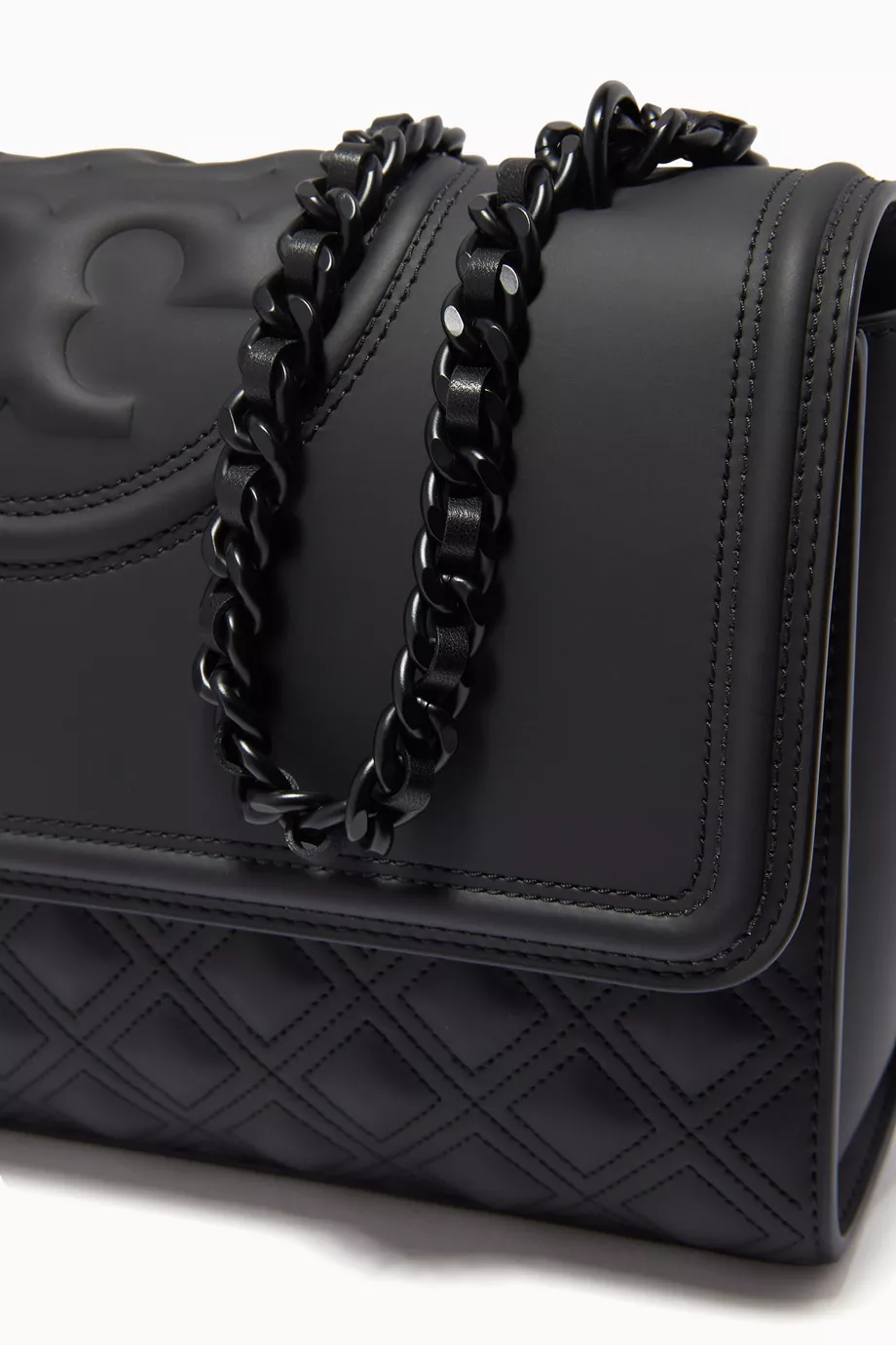Shop Tory Burch Black Fleming Matte Convertible Shoulder Bag for WOMEN |  Ounass Bahrain