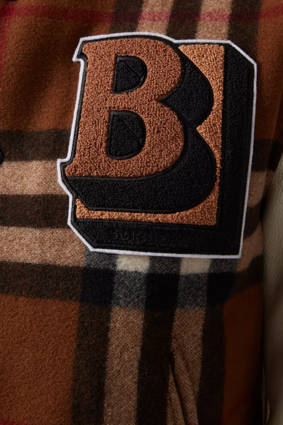 Burberry  バーバリー　ロゴパターン ジャンパー Burberry バーバリーロゴパターン ジャンパー